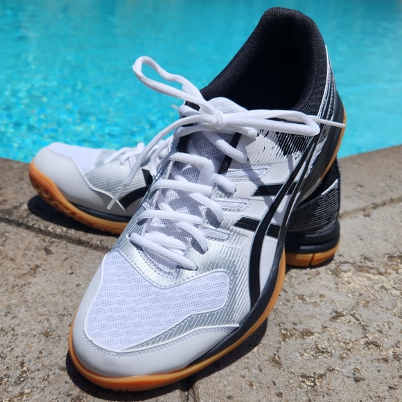 Like new GEL-ROCKET 9 indoor court shoe Volleyball sz 11.5 blk/wht - Picture 8 of 17